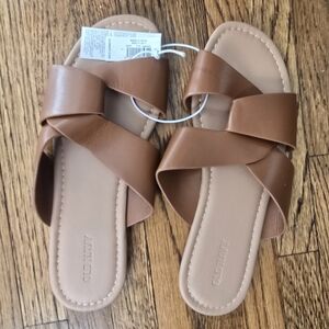 Old Navy Brown Sandals with Smooth Straps and Open Toe Style